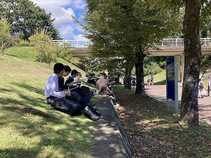 2022101402492635b96103